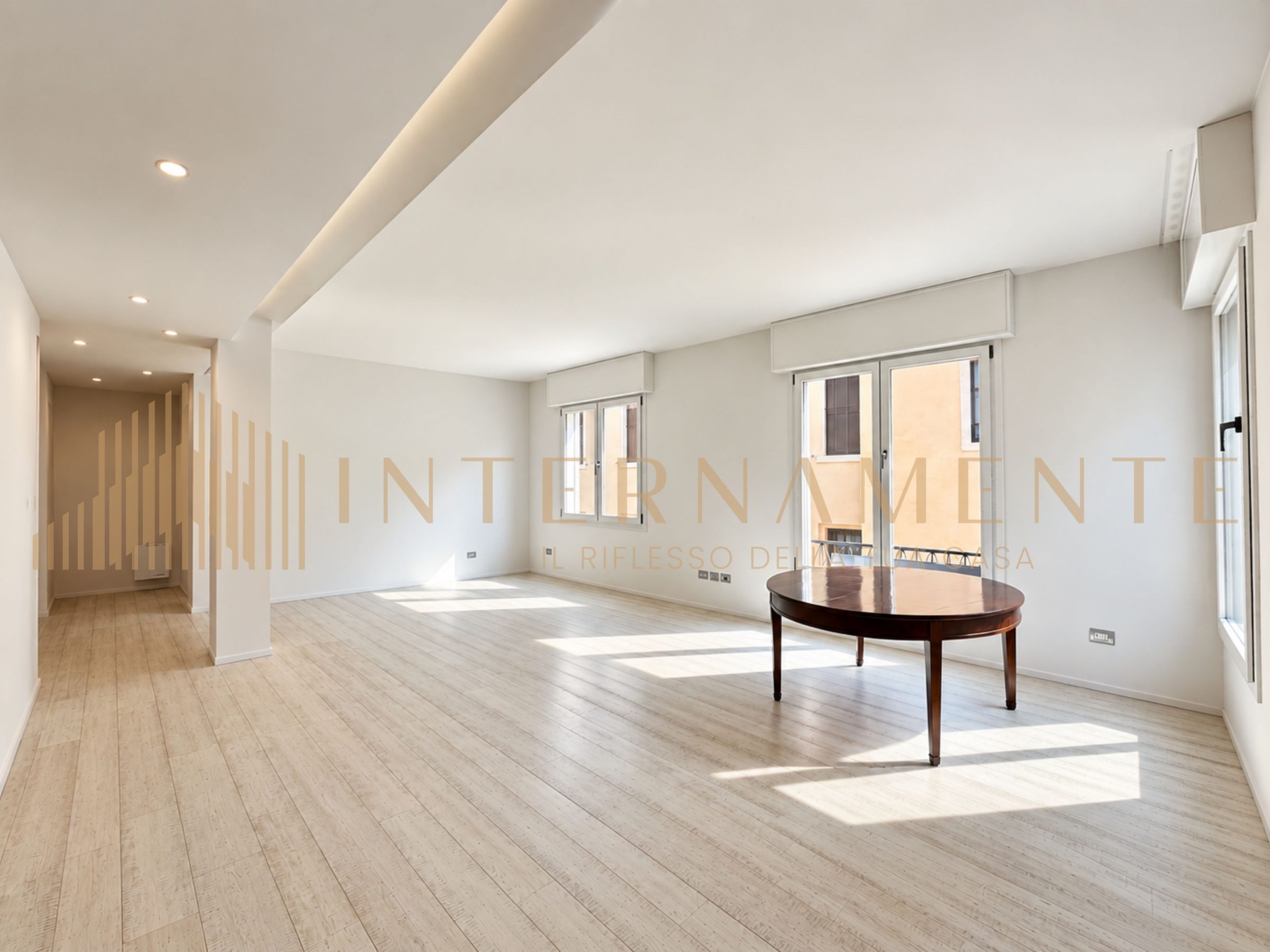 Elegante appartamento al primo piano